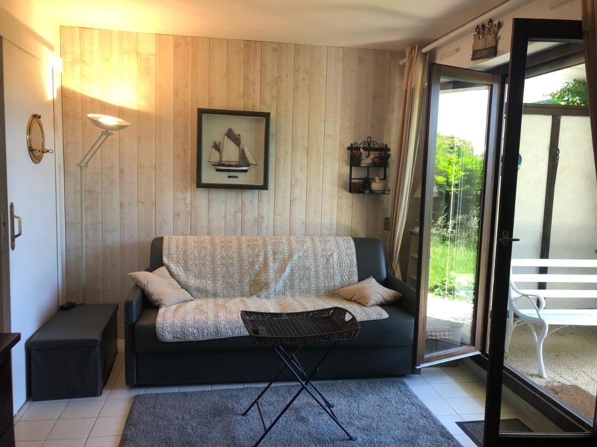 Studio En Rez De Jardin -"Le Petit Nid" A Trouville Esterno foto