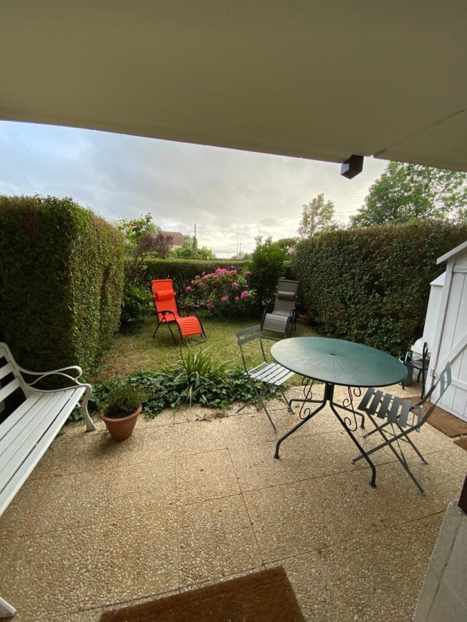 Studio En Rez De Jardin -"Le Petit Nid" A Trouville Esterno foto