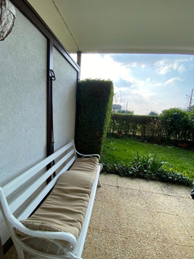 Studio En Rez De Jardin -"Le Petit Nid" A Trouville Esterno foto