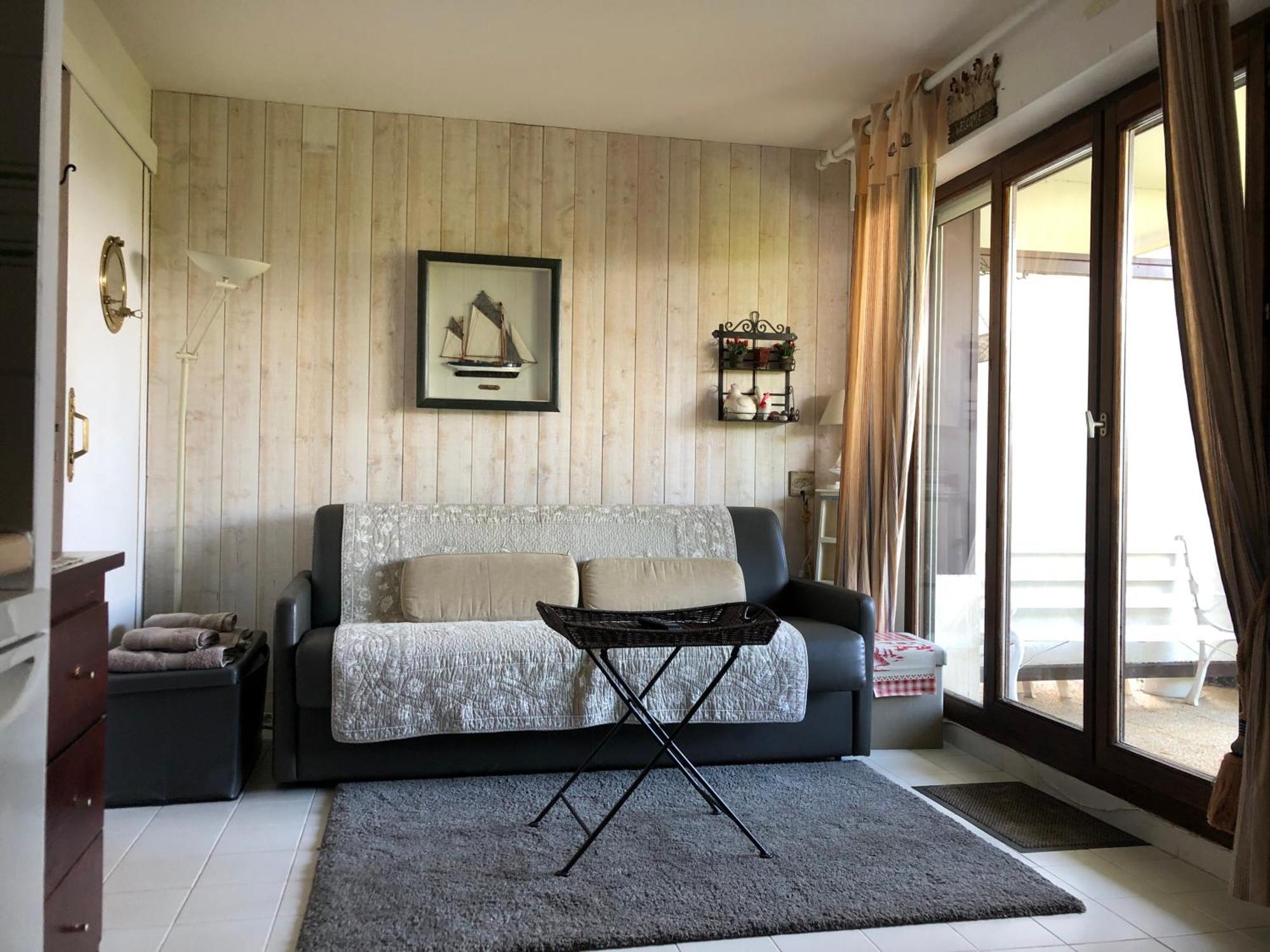 Studio En Rez De Jardin -"Le Petit Nid" A Trouville Esterno foto