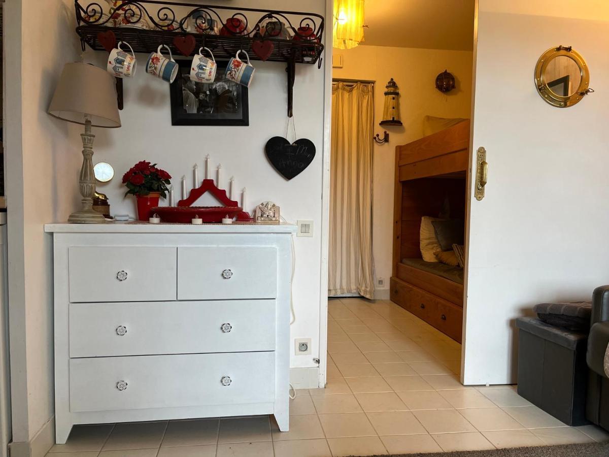 Studio En Rez De Jardin -"Le Petit Nid" A Trouville Esterno foto